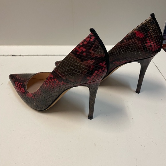 SJP Fawn 4in heel. Pink, black and gray snake skin. Size 39 1/2. Great shape - Picture 5 of 5
